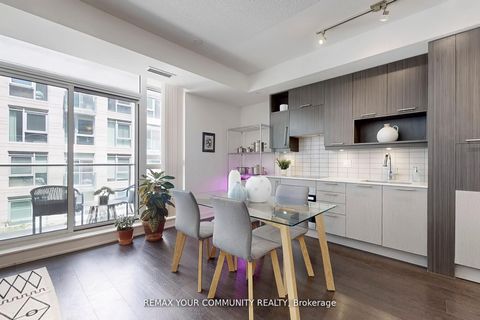 Photo 9 at 408 - 30 Nelson Street, Waterfront Communities C1, Toronto