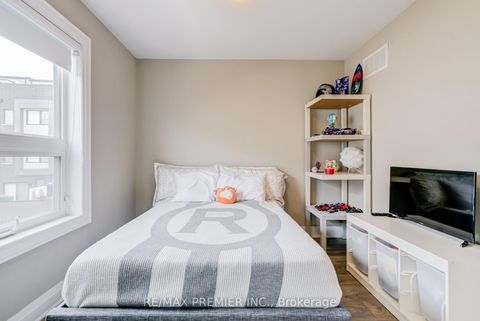 Photo 16 at 1 - 45 Thomas Mulholland Drive, CFB, Toronto