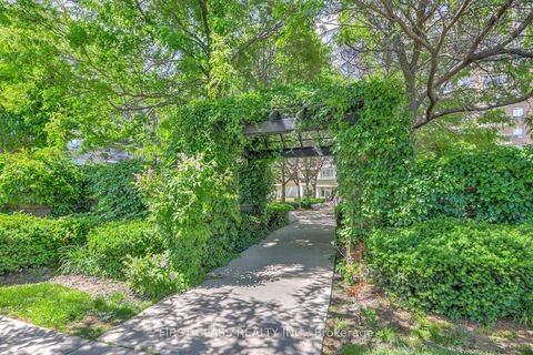 Photo 1 at 725 - 650 Lawrence Avenue W, Lawrence, Toronto