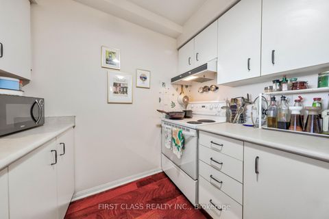 Photo 8 at 725 - 650 Lawrence Avenue W, Lawrence, Toronto