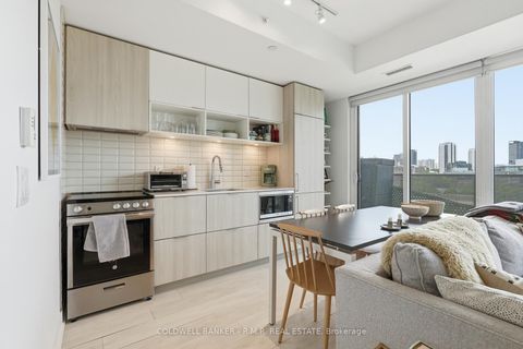 Photo 2 at 815 - 60 Tannery Road, Waterfront Communities C8, Toronto