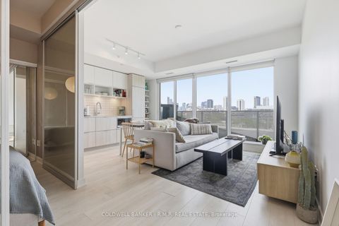 Photo 4 at 815 - 60 Tannery Road, Waterfront Communities C8, Toronto