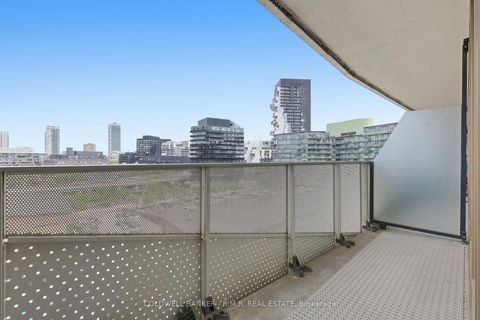 Photo 9 at 815 - 60 Tannery Road, Waterfront Communities C8, Toronto