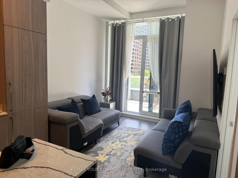 Photo 1 at 401 - 15 Holmes Avenue, Willowdale East, Toronto