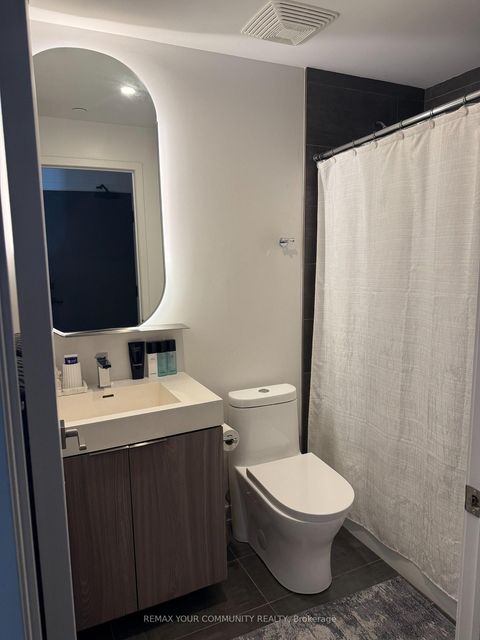 Photo 7 at 401 - 15 Holmes Avenue, Willowdale East, Toronto