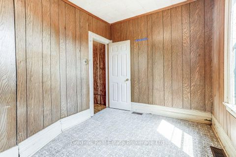 Photo 20 at 177 Bellwoods Avenue, Bellwoods, Toronto
