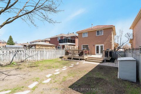 Photo 38 at 14 Nightingale Crescent, Painswick South, Barrie