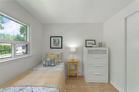 Photo 19 at 1 Grovenest Drive, Morningside, Toronto