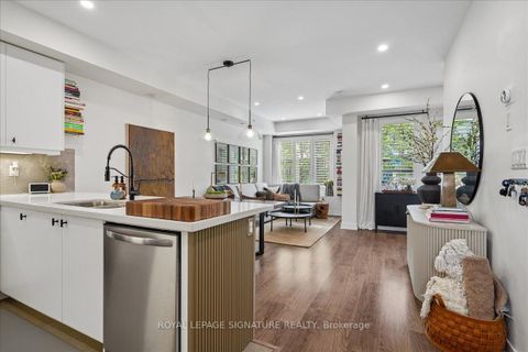 Photo 2 at 420 - 8 Drummond Street, Mimico, Toronto