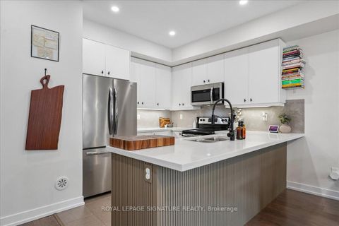 Photo 11 at 420 - 8 Drummond Street, Mimico, Toronto