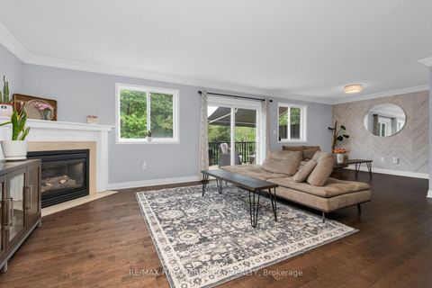 Photo 10 at 16 Columbia Road, Holly, Barrie