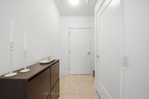 Photo 4 at 402 - 70 Annie Craig Drive, Mimico, Toronto