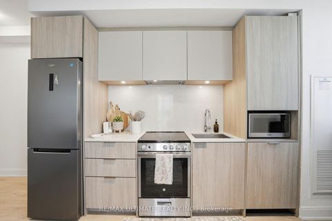 Photo 12 at 402 - 70 Annie Craig Drive, Mimico, Toronto
