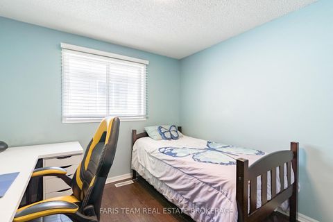 Photo 19 at 57 Wessenger Drive, Holly, Barrie