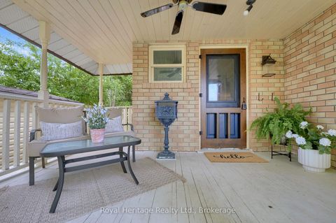 Photo 1 at 868 William Booth Crescent, Centennial, Oshawa
