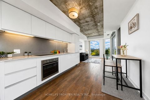 Photo 3 at 717 - 20 Minowan Miikan Lane, Little Portugal, Toronto