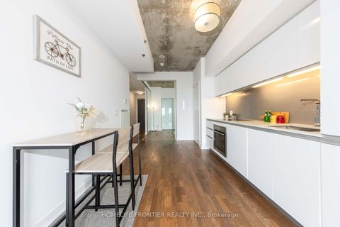 Photo 10 at 717 - 20 Minowan Miikan Lane, Little Portugal, Toronto