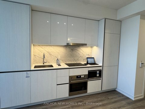 Photo 8 at 4708 - 8 Interchange Way, Vaughan Corporate Centre, Vaughan