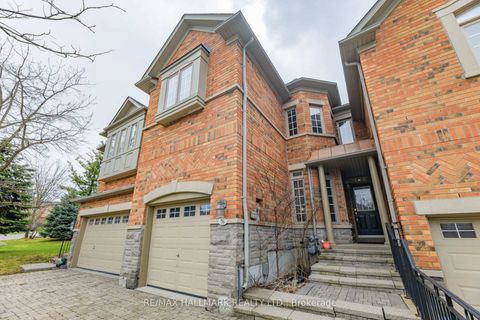 Photo 2 at 76 Westbury Court, Westbrook, Richmond Hill