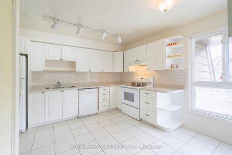 Photo 16 at 17 Stoneham Road, West Deane, Toronto