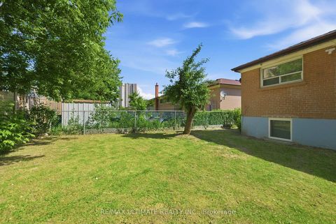 Photo 19 at 48 Venetian Crescent, Jane Heights, Toronto