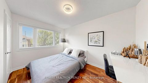 Photo 17 at 27 Mistleflower Court, Oak Ridges, Richmond Hill