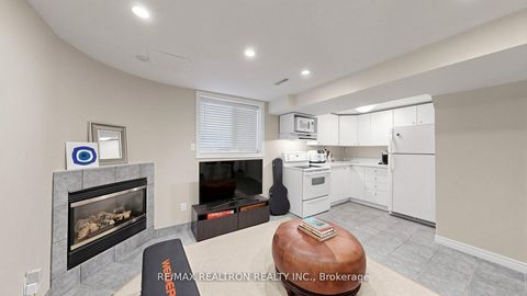 Photo 20 at 27 Mistleflower Court, Oak Ridges, Richmond Hill