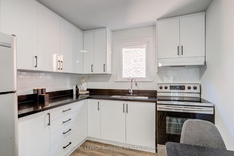 Photo 22 at 45 Beechborough Avenue, Greenbrook, Toronto