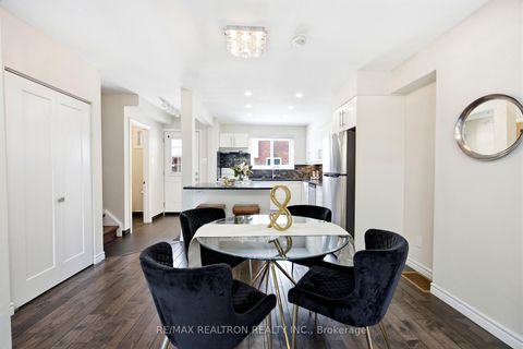 Photo 4 at 118 - 69 Godstone Road, Don Valley Village, Toronto