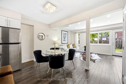 Photo 12 at 118 - 69 Godstone Road, Don Valley Village, Toronto
