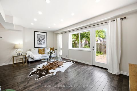 Photo 14 at 118 - 69 Godstone Road, Don Valley Village, Toronto