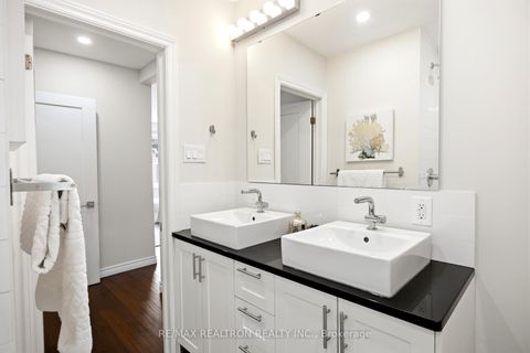 Photo 23 at 118 - 69 Godstone Road, Don Valley Village, Toronto