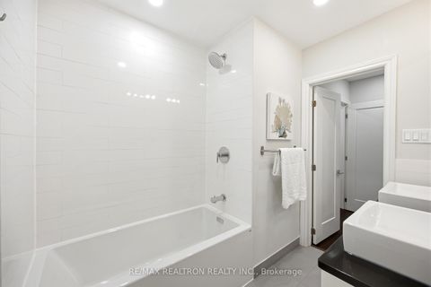 Photo 24 at 118 - 69 Godstone Road, Don Valley Village, Toronto