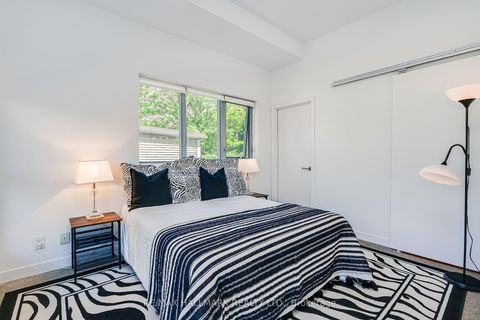 Photo 15 at 203 - 549 King Street E, Moss Park, Toronto
