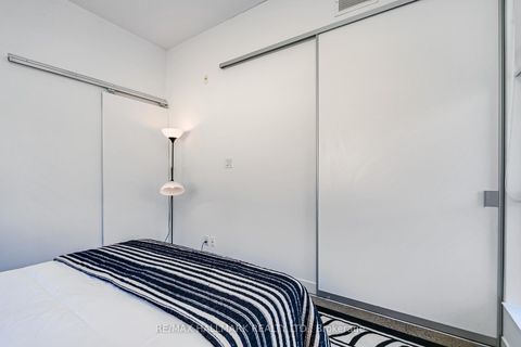 Photo 16 at 203 - 549 King Street E, Moss Park, Toronto