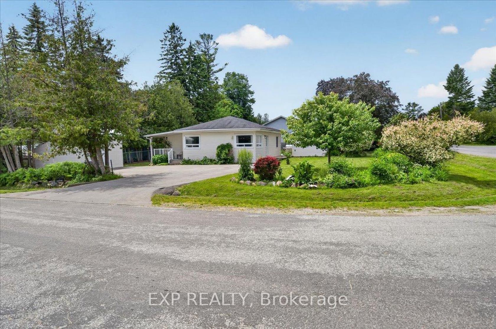 1104 Ferrier Avenue, Lefroy, Innisfil photo 6