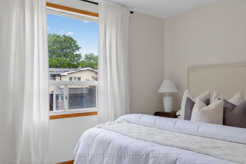Photo 21 at 365 Milverton Boulevard, Danforth, Toronto