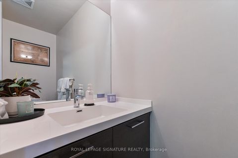 Photo 15 at 420 - 399 Adelaide Street W, Waterfront Communities C1, Toronto