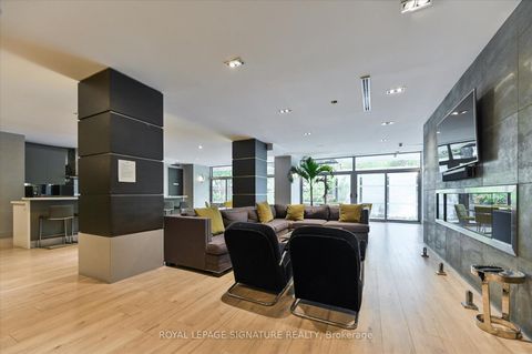 Photo 18 at 420 - 399 Adelaide Street W, Waterfront Communities C1, Toronto