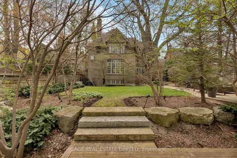 Photo 15 at 4 Reigate Road, Humber Valley, Toronto