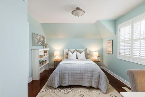 Photo 35 at 4 Reigate Road, Humber Valley, Toronto