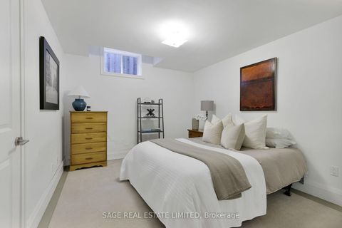 Photo 46 at 4 Reigate Road, Humber Valley, Toronto
