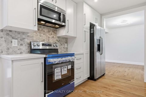 Photo 8 at 75 Beswick Drive, Central Newmarket, Newmarket