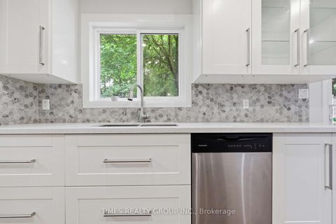 Photo 9 at 75 Beswick Drive, Central Newmarket, Newmarket