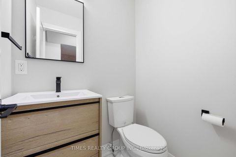 Photo 13 at 75 Beswick Drive, Central Newmarket, Newmarket
