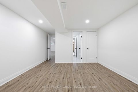 Photo 25 at 75 Beswick Drive, Central Newmarket, Newmarket