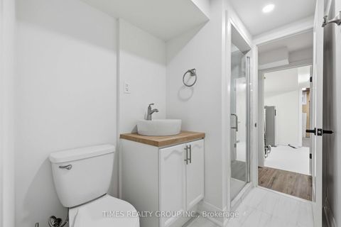 Photo 26 at 75 Beswick Drive, Central Newmarket, Newmarket