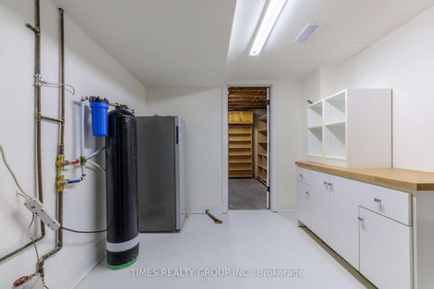 Photo 27 at 75 Beswick Drive, Central Newmarket, Newmarket