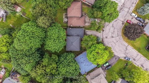 Photo 34 at 75 Beswick Drive, Central Newmarket, Newmarket