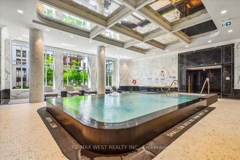 Photo 10 at 210 - 259 The Kingsway, Humber Valley, Toronto